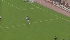 世界杯金靴被米兰天坑戴绿帽，无心恋战，逃亡日本J联赛养老