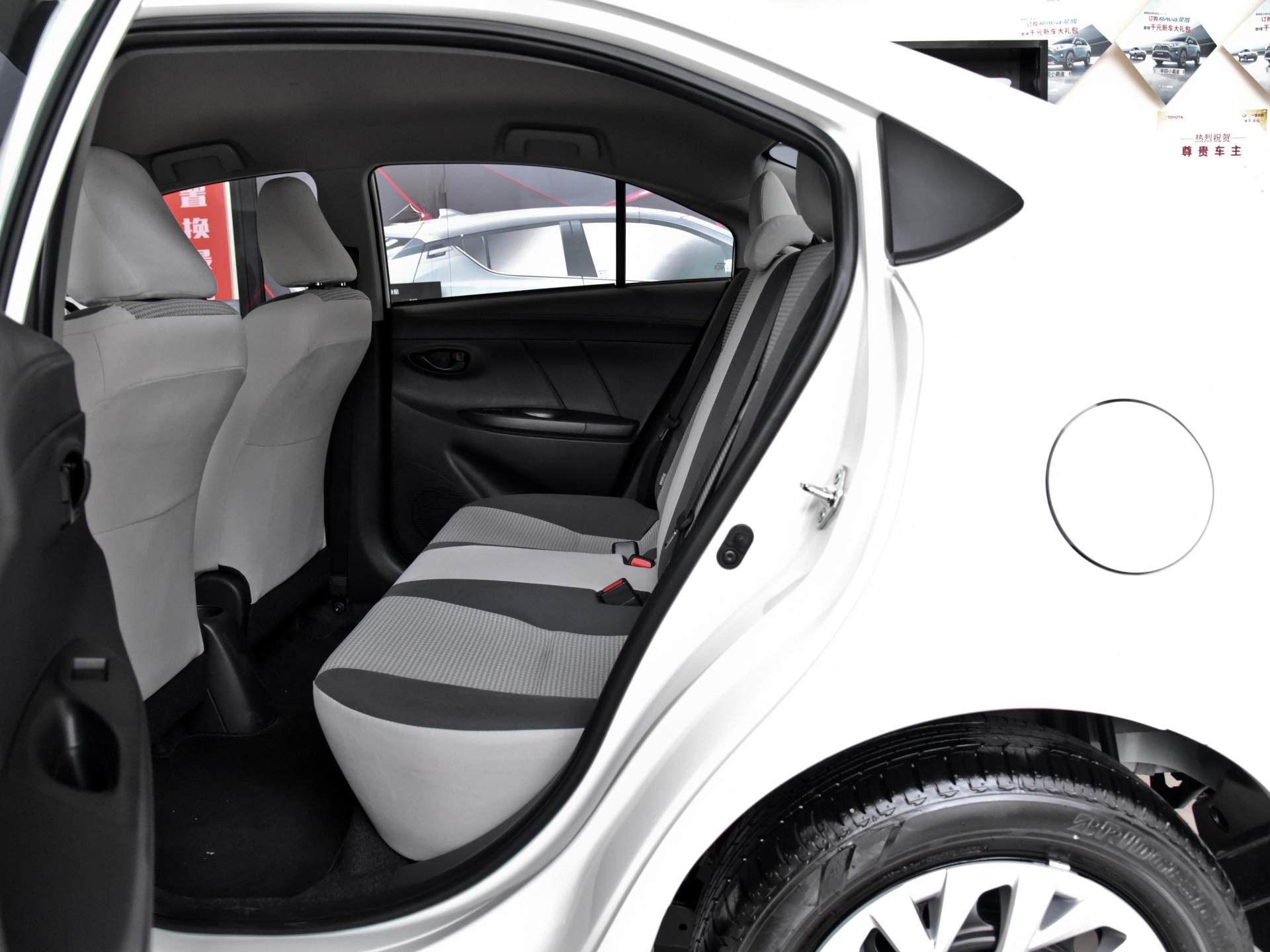 19款丰田威驰怎么样值不值得买,油耗低性价比高的日系车