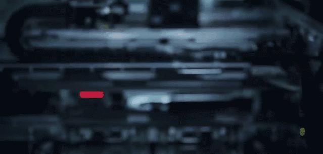 他6万元办出世界级大公司，厂里的保安、厨子都跟着成了千万富翁