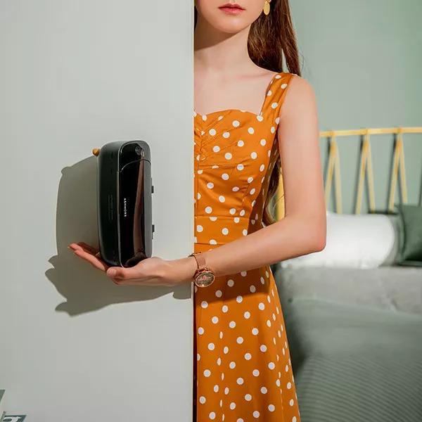 可以随身携带的“声波盒”，超声波透析技术，污渍通透“震”出来