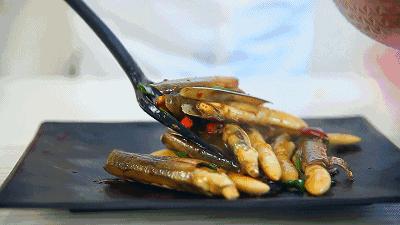 海鲜正当时,辣炒蛏子怎么做好吃又简单视频