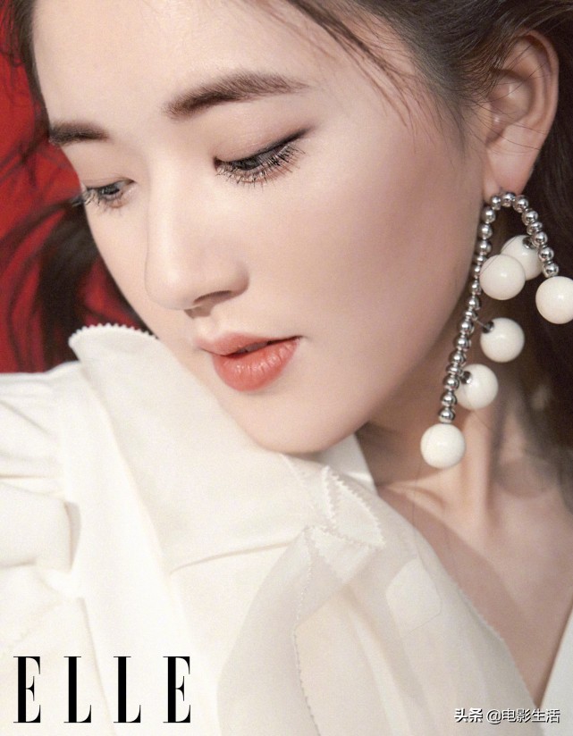 赵露思毛戈平,毛戈平为赵露思化妆