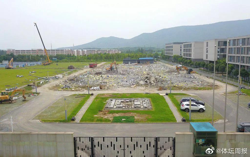 欧洲杯如火如荼,江苏苏宁拆除训练基地,卡拉斯科:中国不爱足球