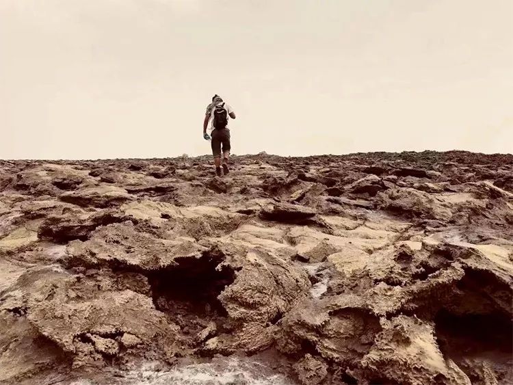 「东郊」5万人民币能干嘛？而我却能带你周游世界！