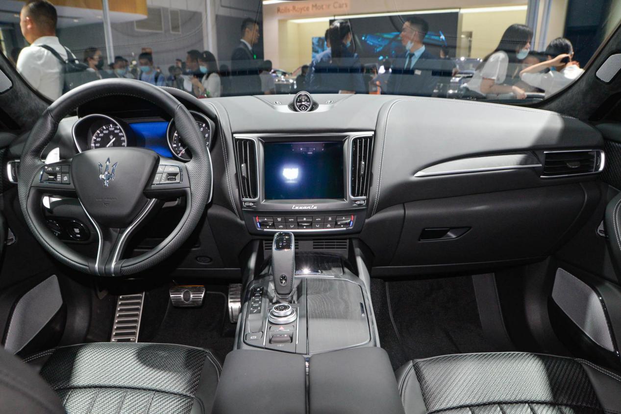 玛莎拉蒂levante2016款3.0ts标准型,玛莎拉蒂levante推出限量版