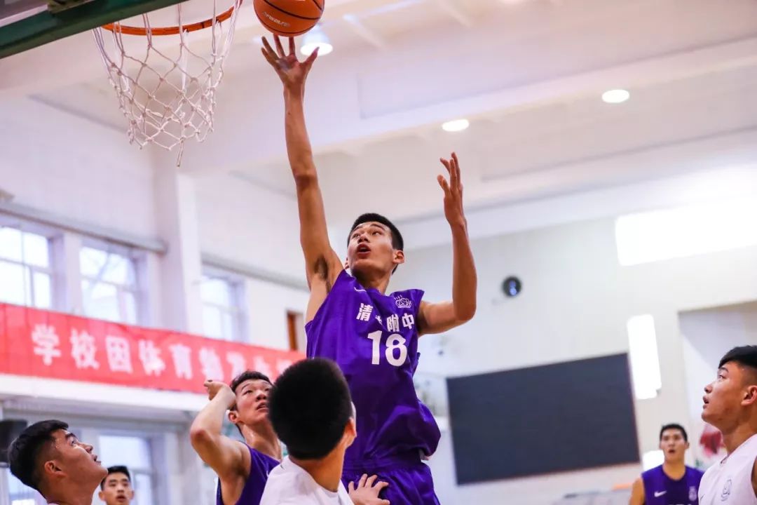 十六强激烈幸存不易新八强更强明日开战丨2018-19耐克高中联赛