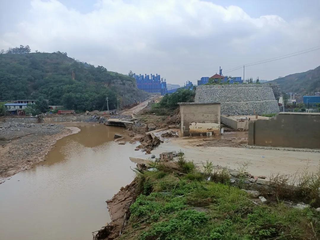 微光汇聚 终成灿阳—郑州市中原区汝河新区小学积极助力灾后重建