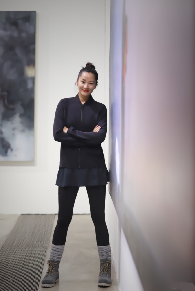 瞿颖年轻时穿搭,瞿颖穿搭