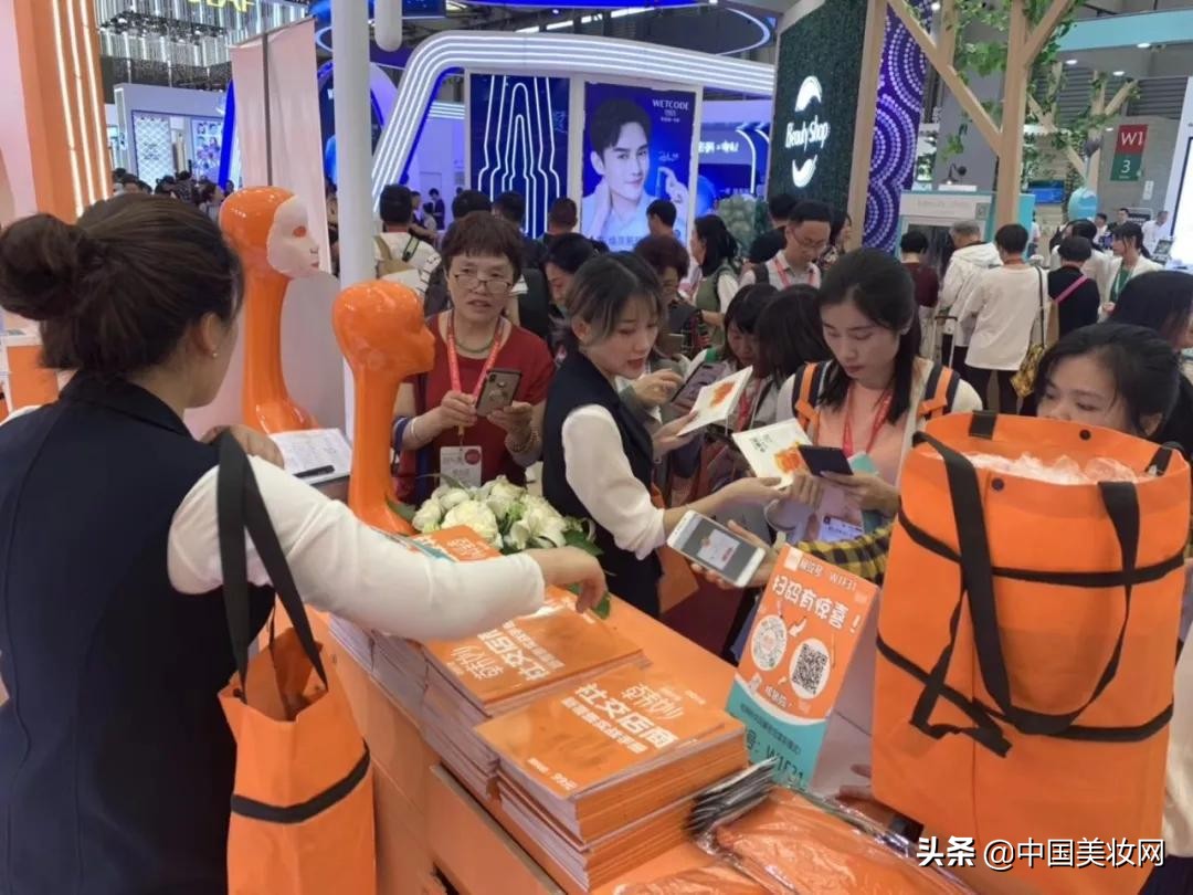 强势“霸屏”，韩妙开启社交“新”店商时代！