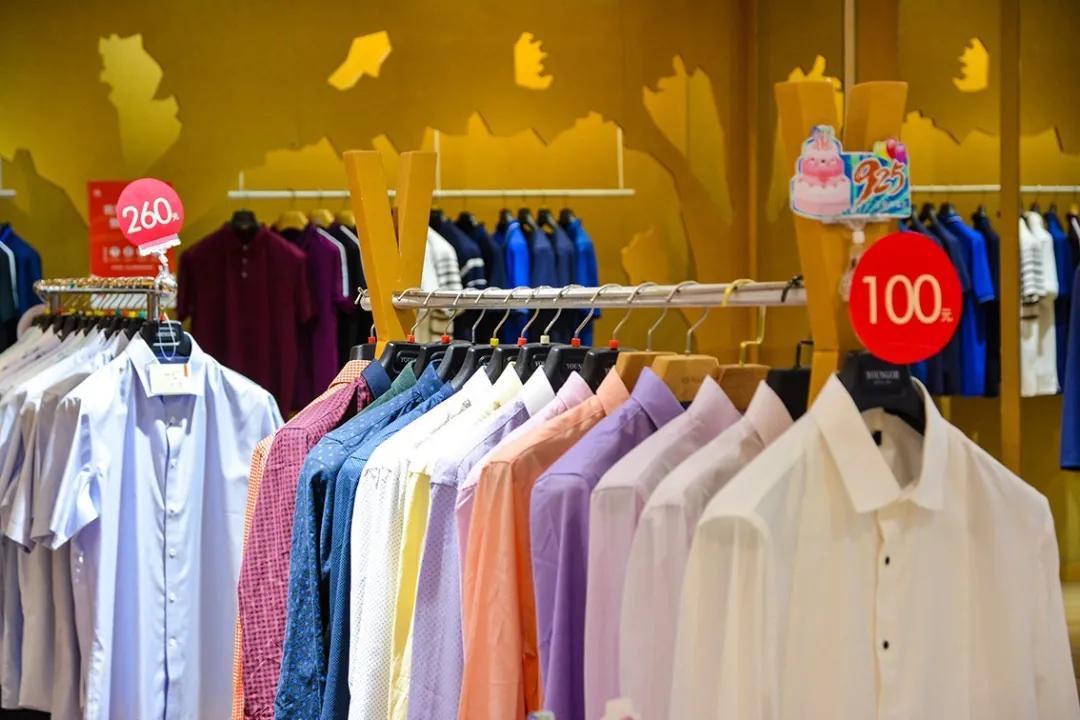 王府井大街东安市场,王府井步行街东安市场