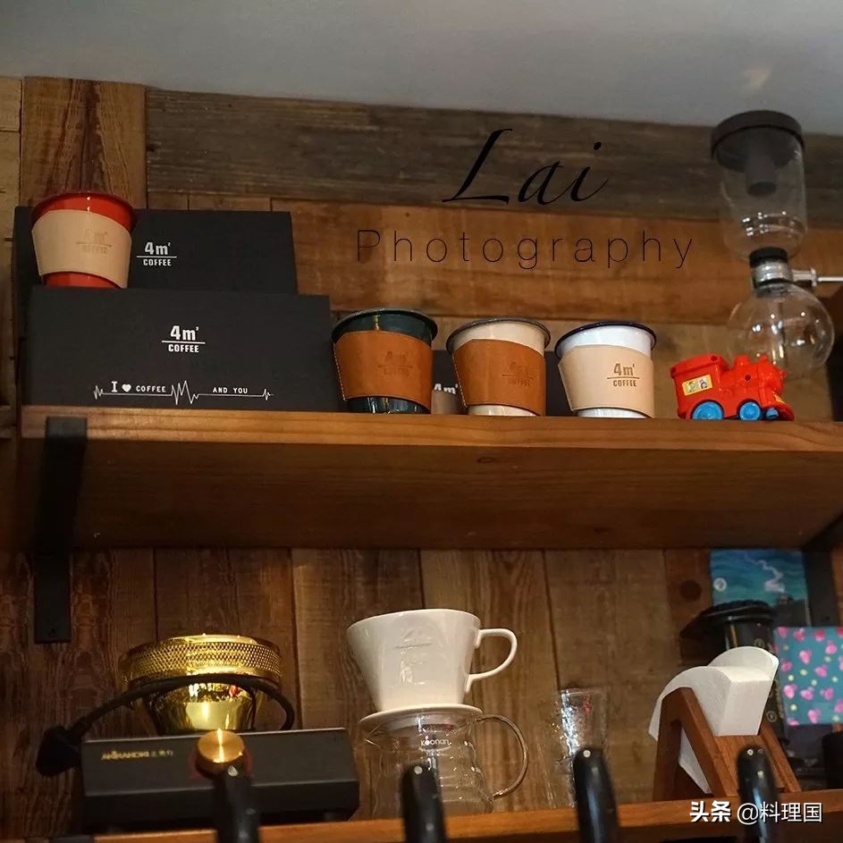 我是媛媛，“就想开间小小咖啡馆的理想终于实现了！