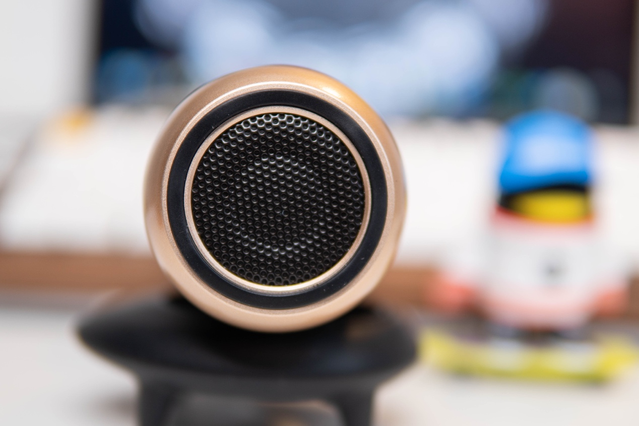 宅家也是K歌之王,唱吧精灵麦克风Q3,你的百万调音师