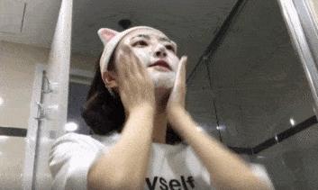 林允同款洗面奶,林允化妆视频48元洗面奶