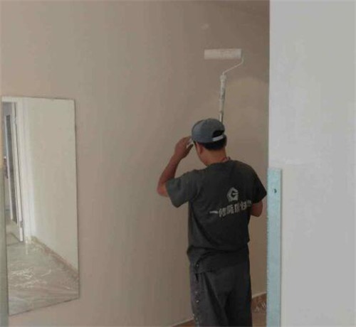 省钱攻略房屋装修,刷墙用什么更省钱耐用