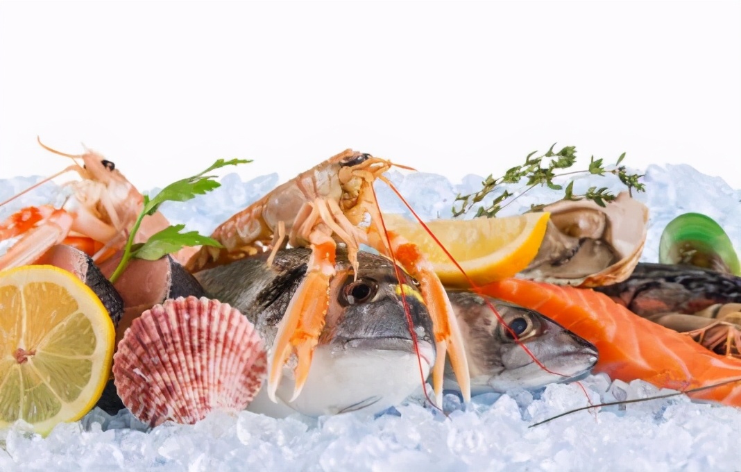 海鲜跟维c一起吃真的会中毒吗,海鲜和维c会产生砒霜吗