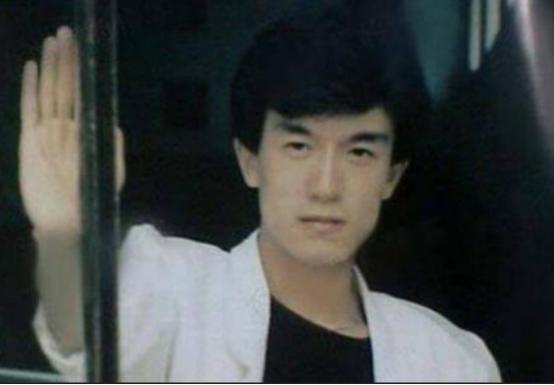 李咏在央视的经历,曾经的央视一哥李咏