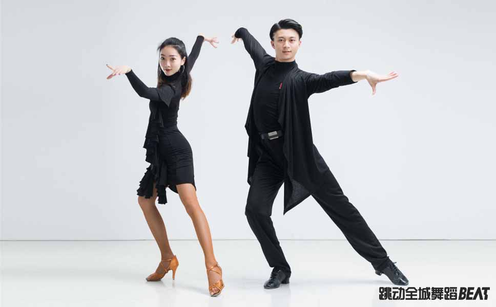 拉丁舞的基础技巧,拉丁舞零基础入门必练基本功