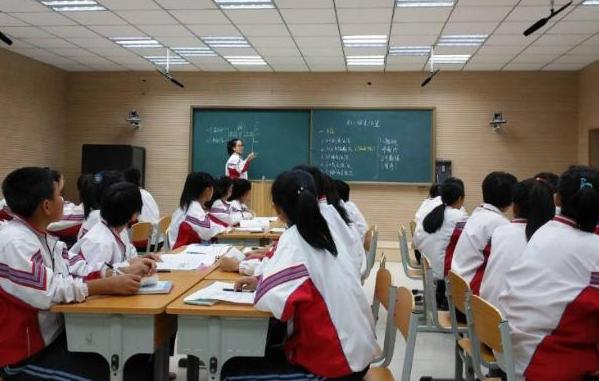 文科生和理科生的薪水差距有多大,毕业后才发现文科生和理科生差距