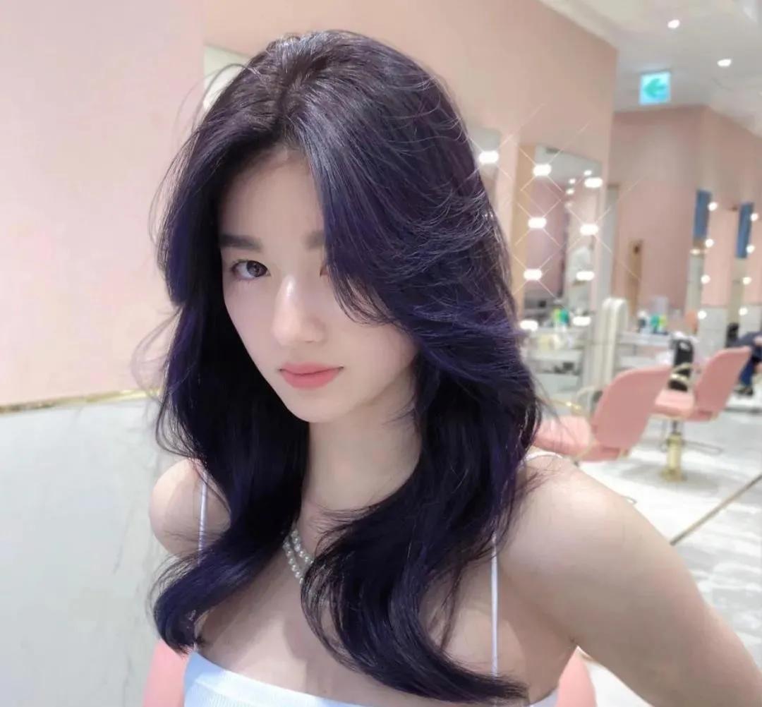 怎样剪刘海扎起来不嫌脸大,剪个刘海拯救一张脸