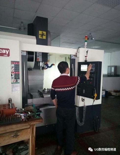 新手入门如何学cnc编程语言,如何快速学会cnc编程车床
