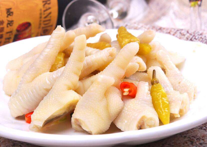 泡椒凤爪怎么制作视频,泡椒凤爪的制作方法简单
