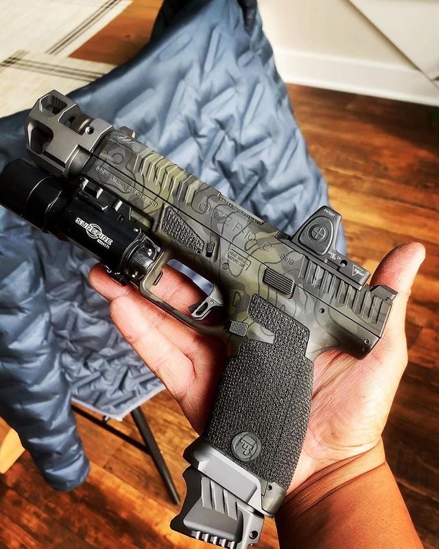 轻*器武**系列之Glock18简介（附Glock爆改多图+“杀神”一张）