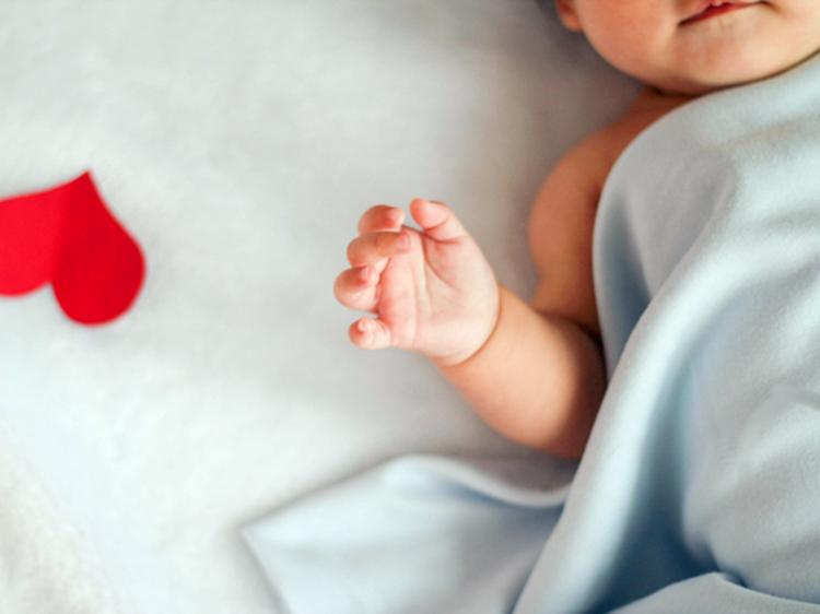 坐月子怎么样保证乳汁更充足,产后增加奶水的最佳方法