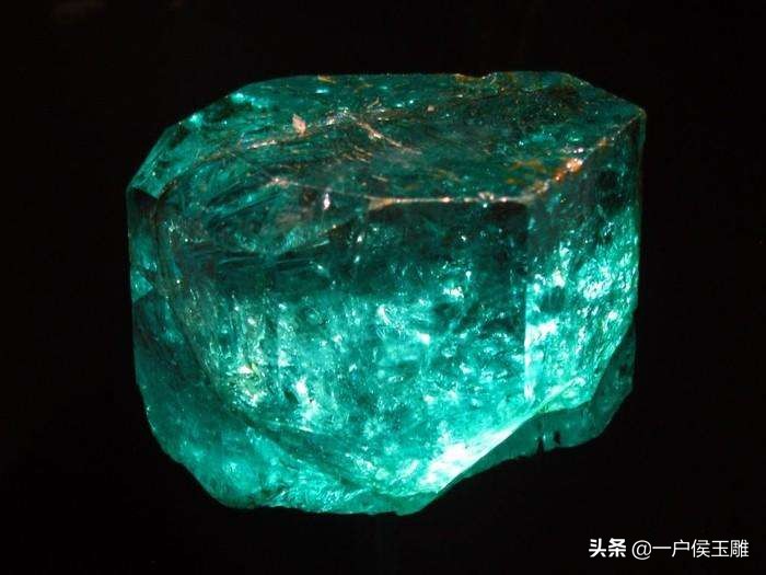 为什么有的珠宝叫蓝宝石,珠宝的珠和什么有关