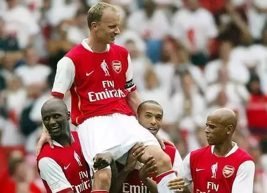 关于足球发展路径研究,关于足球发展史的书籍