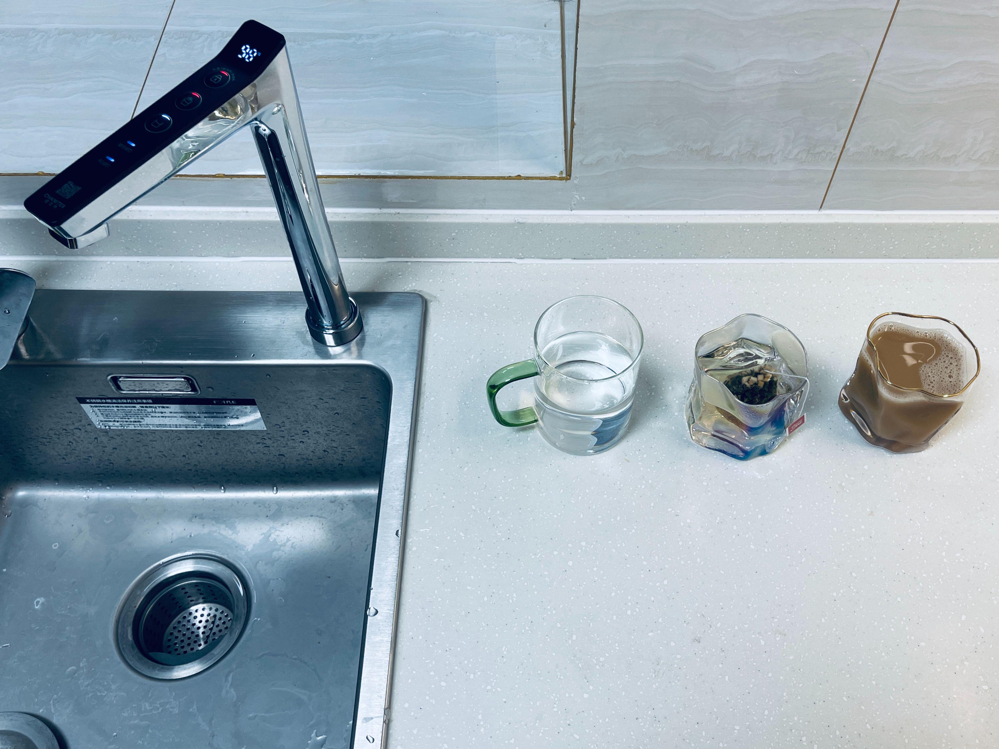 净水机净热一体壁挂式,能烧开水的净饮一体机