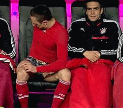 一星期不换裤子正常吗,一星期不换衣服正常吗