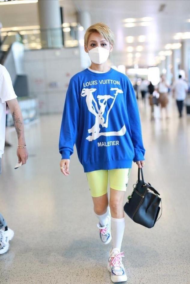 平底小香风单鞋搭袜子,平底鞋的袜子推荐