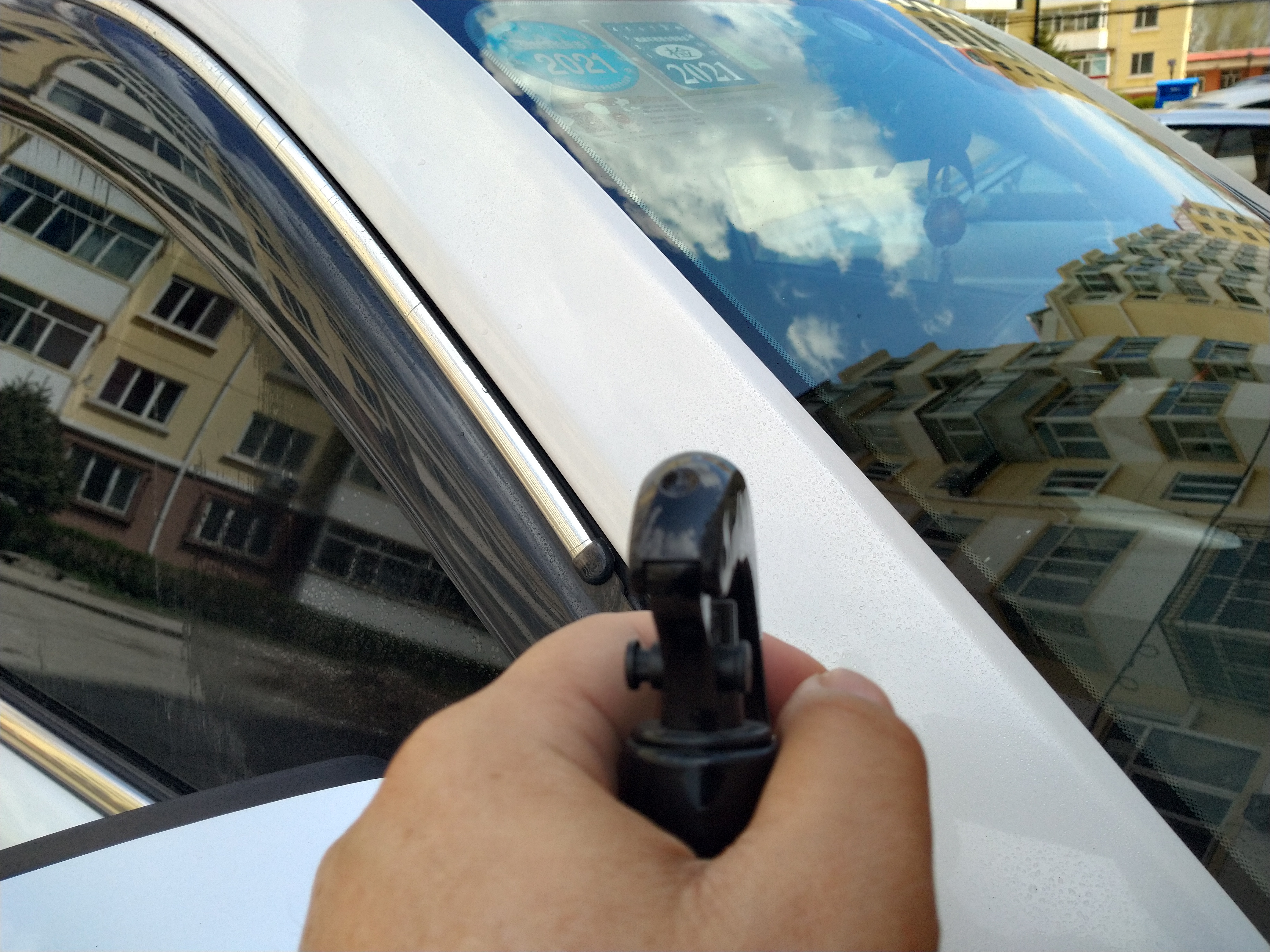 汽车漆面保养镀晶还是镀膜好,汽车漆面镀膜视频教程