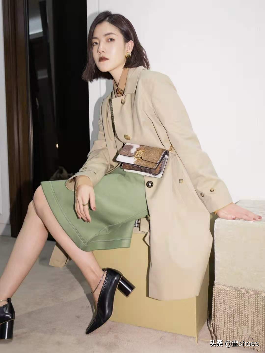 高圆圆代言的鞋子运动鞋,斐乐女鞋高圆圆波点