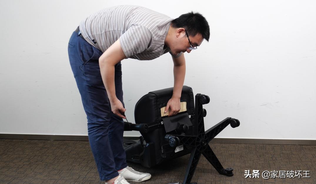 电竞椅黑白调p1,黑白调电竞椅哪款适合胖子