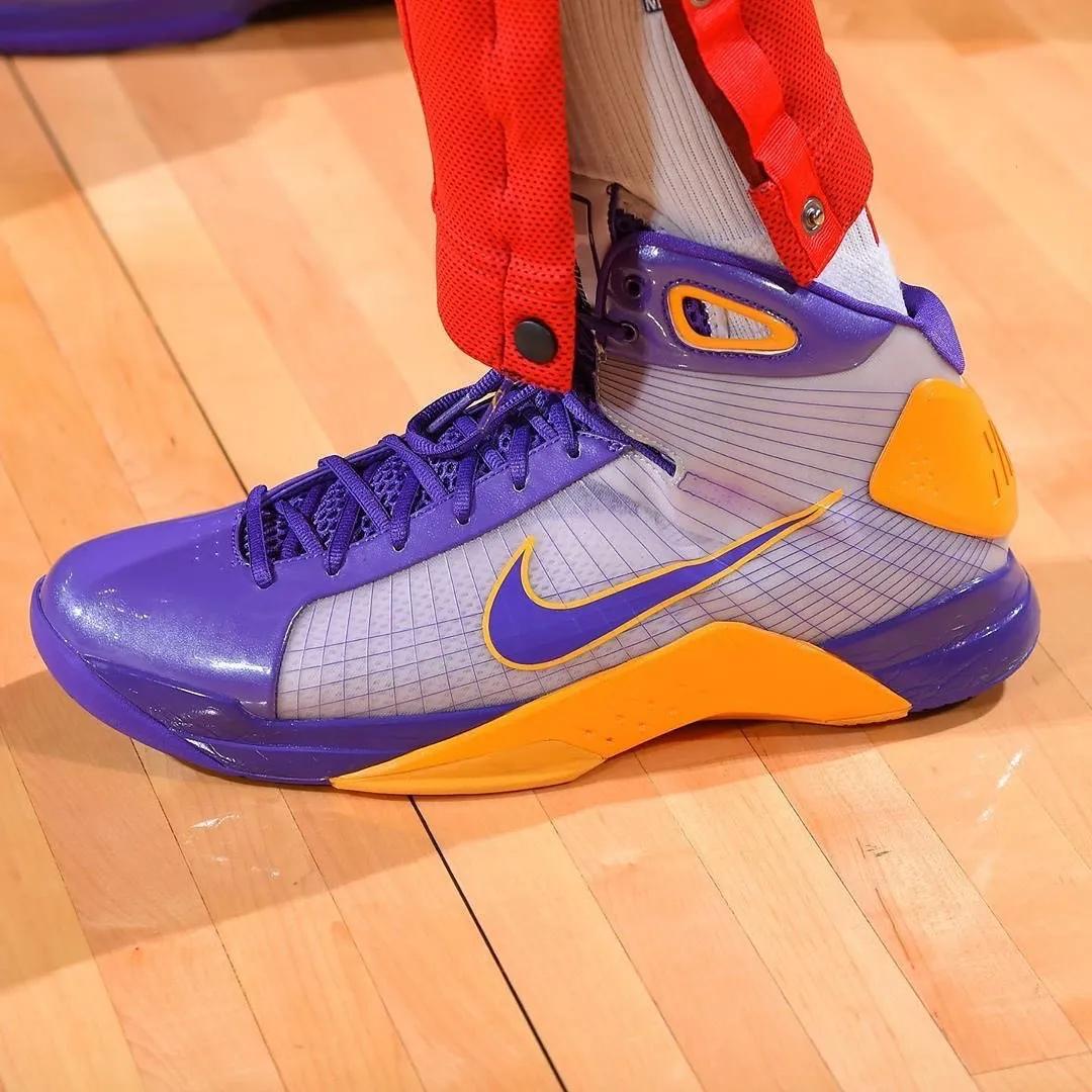 塔克谈最有意义的球鞋,pj塔克上脚最便宜的球鞋