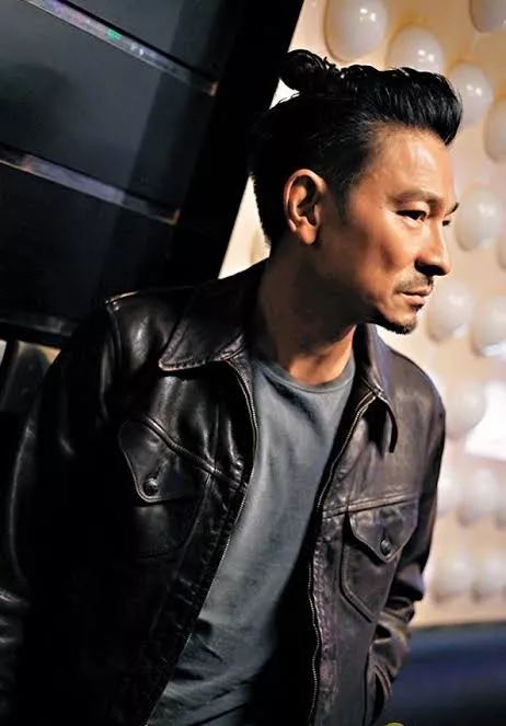 刘德华的复古发型怎么剪,刘德华背头发型图片大全