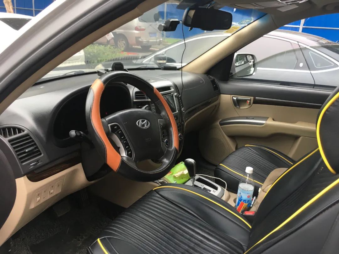 现代胜达和丰田汉兰达哪个好,现代老款胜达经典车主真实感受