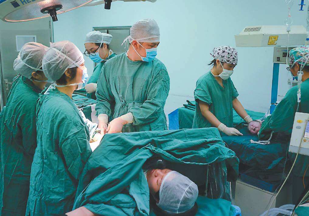 产妇生产的时候放屁的多吗,产妇生产的时候放屁吗