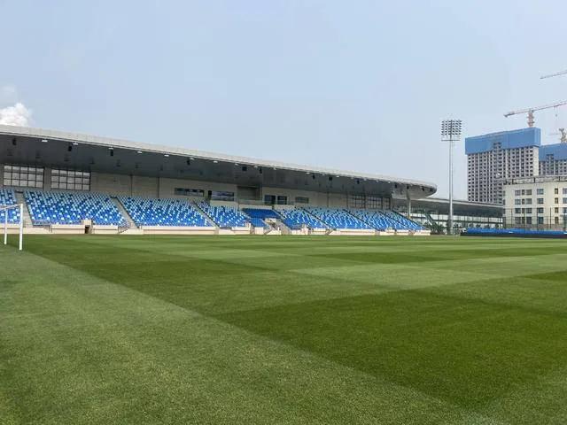 涓秴鑱旇禌澶ц繛璧涘尯鍦洪,涓秴澶ц繛璧涘尯璁炬柦