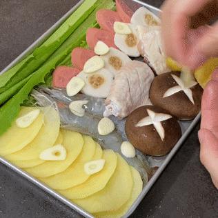 整个朋友圈都在刷《动森》，而我却爱上了在厨房刷锅