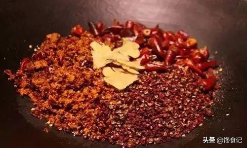 火锅底料小常识有哪些,关于火锅底料必须知道的