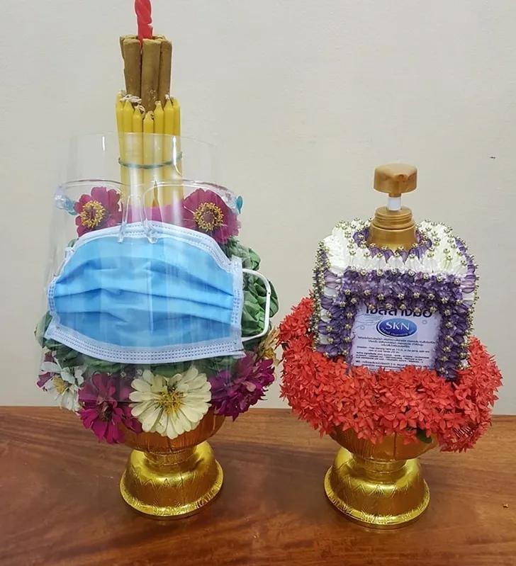 疫情之下的拜师节，泰国学生将“花盘”玩出了新花样