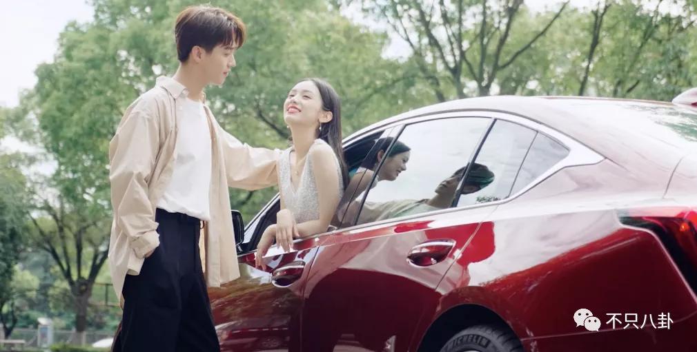 周也和赖冠霖真的在一起吗,周也和赖冠霖的恋情是真的吗