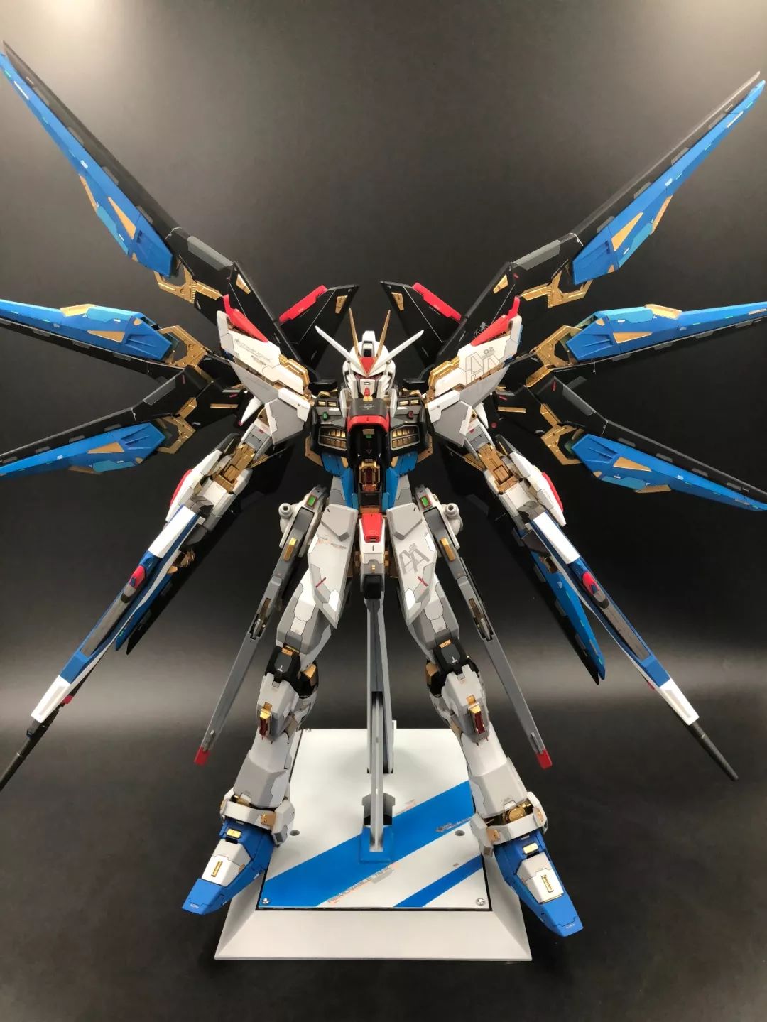 pg强袭自由高达介绍,pg强袭gk高达