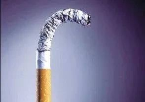 朋友,希望你的世界里没有香烟!