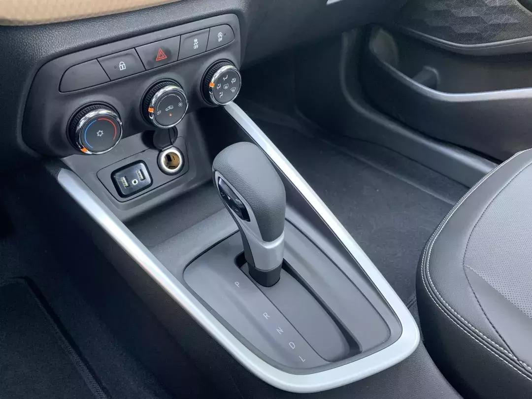 雪佛兰科沃兹320高配2018款试驾,雪佛兰科沃兹325t试驾