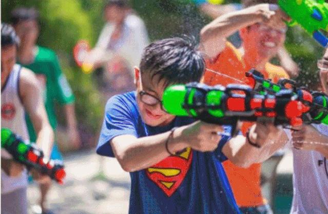 宽城万达广场，喊你来湿身