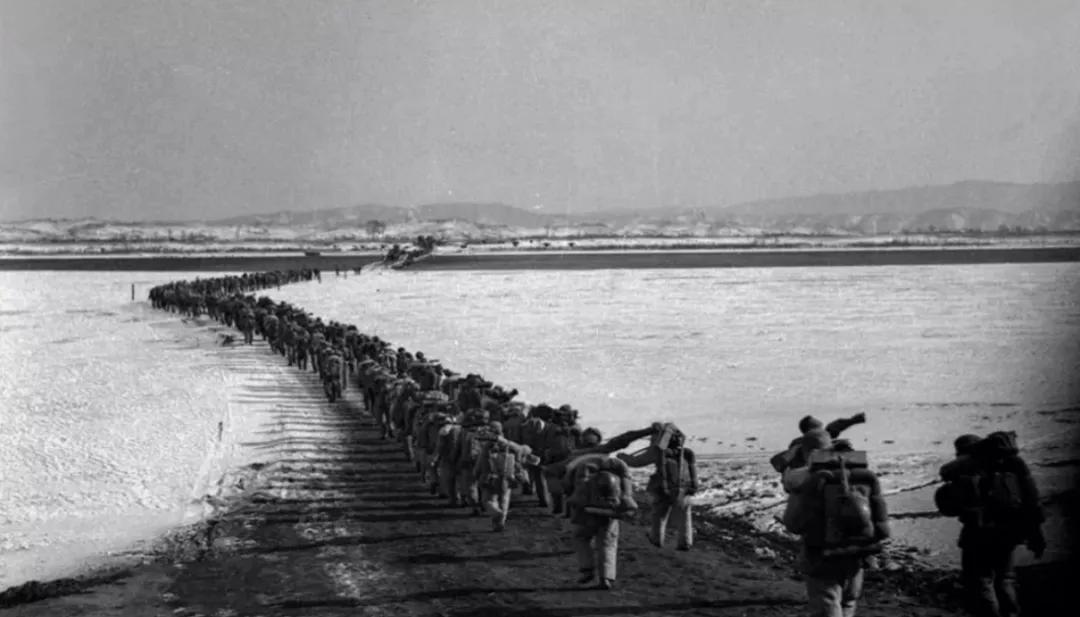 71年前的今天，中国人民志愿军诞生，毛岸英是第一批战士！