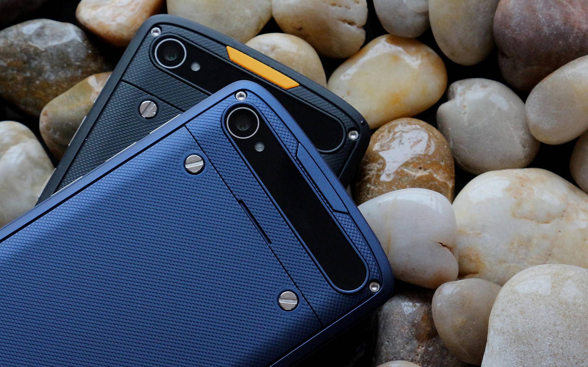 是时候过一个硬核的父亲节了，MANNM3三防手机体验